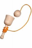 Игрушка–забава из дерева "Поймай мяч"